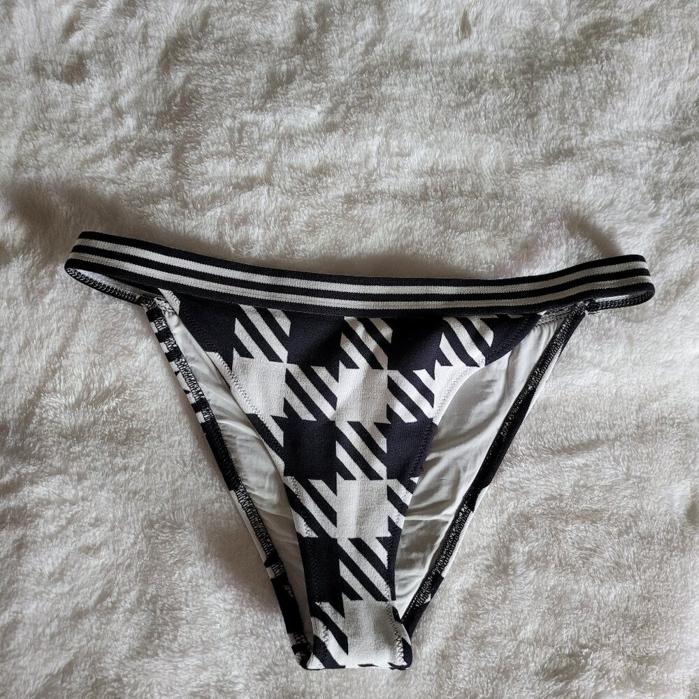 SOLID & STRIPED Bikini Bottoms - Size L